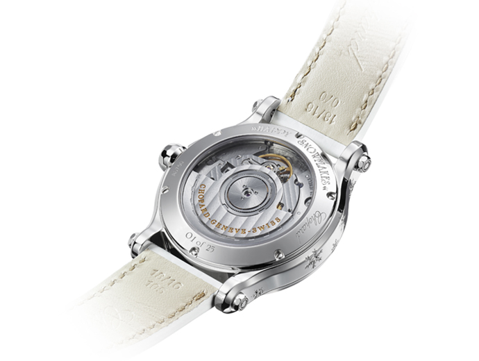 Часы Chopard Happy Sport Snowflakes оснащены механизмом с автоматическим подзаводом