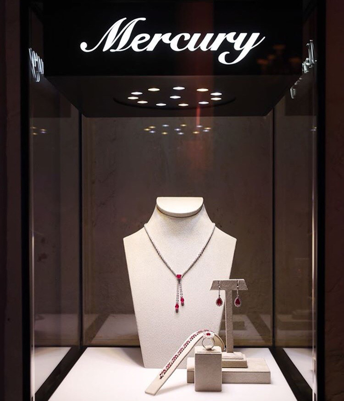 Украшения Mercury из коллекции Color в белом золоте с бриллиантами и рубинами