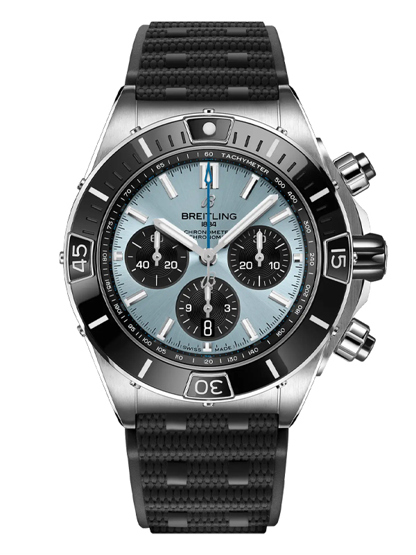 Часы Super Chronomat B01