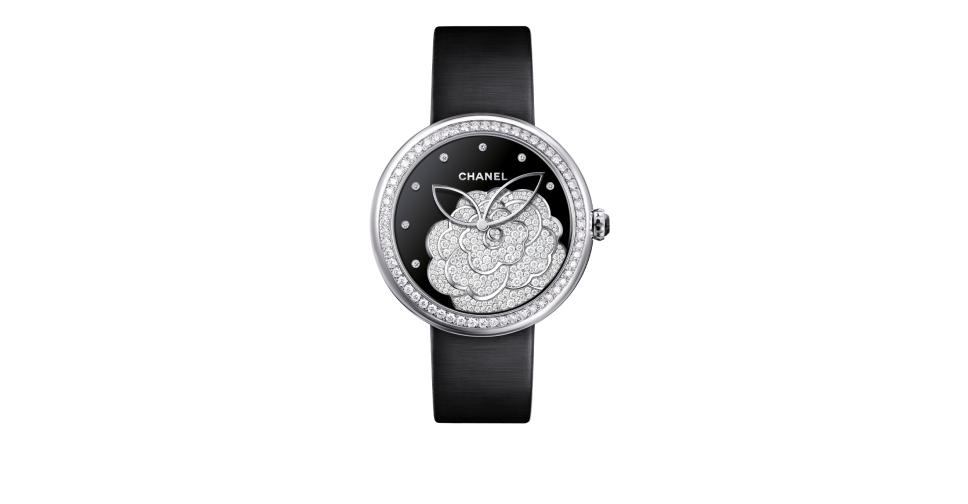 Часы | CHANEL. Официальный сайт Mercury.